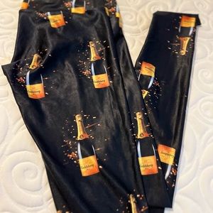 Goldsheep Champagne bottle leggings Medium